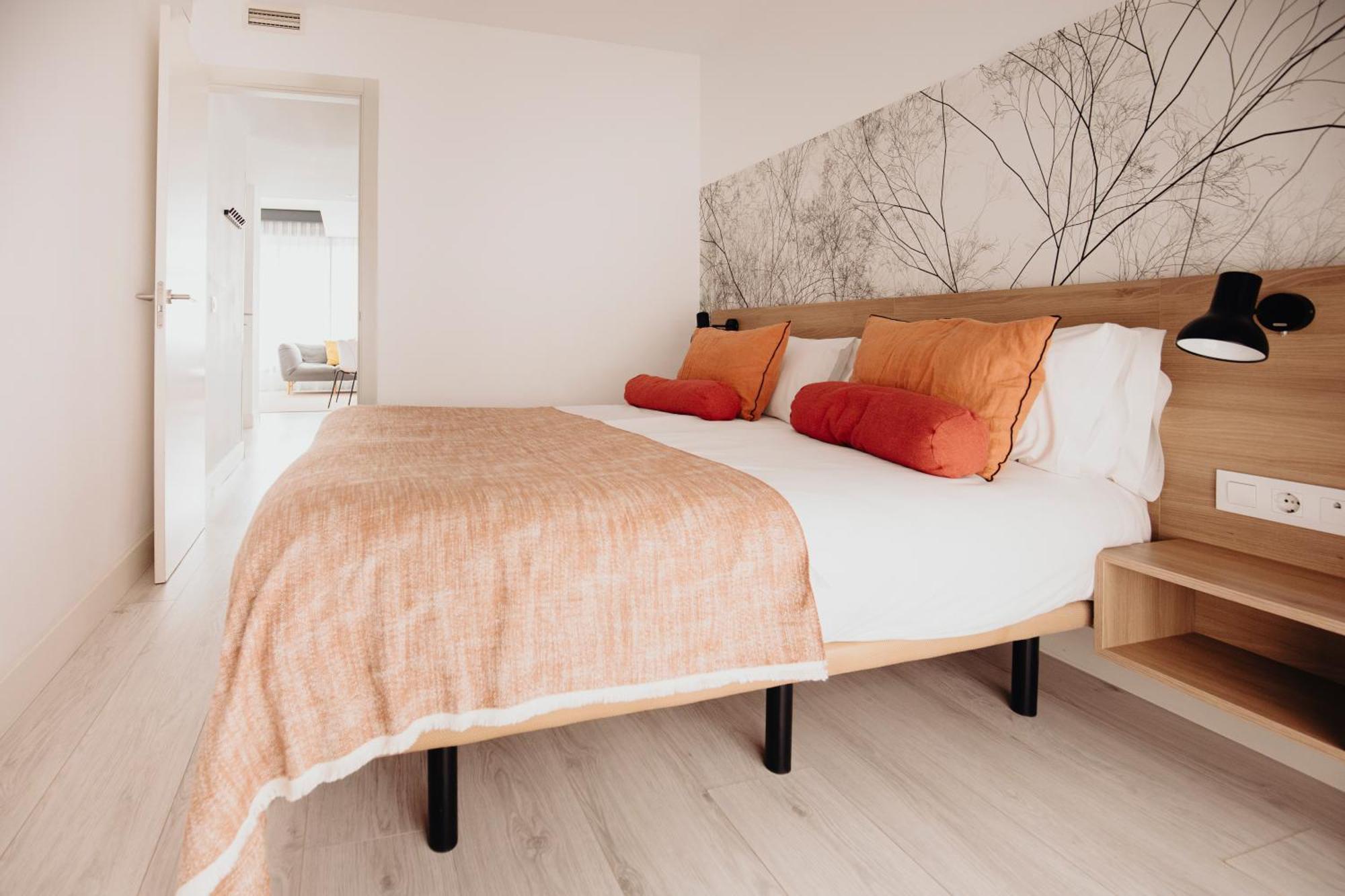 Aspasios Atocha Apartments Мадрид Екстериор снимка